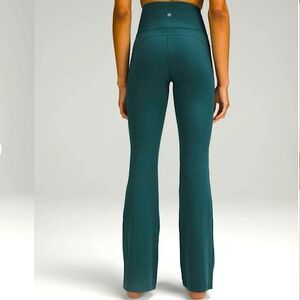 Lululemon Athletica Peloton Groove HR Flare Pants